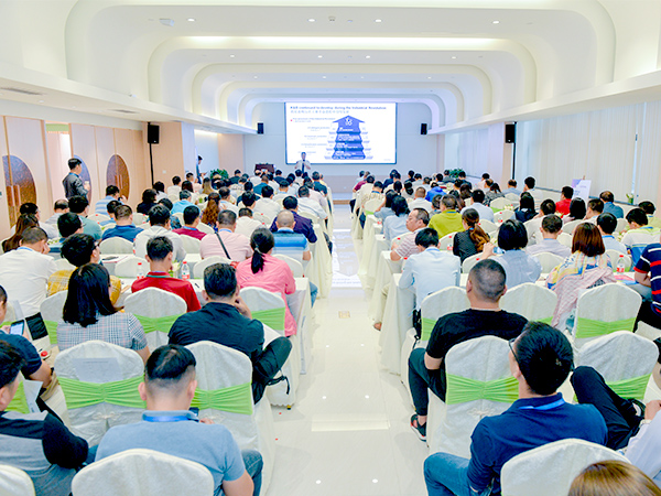 手机娱乐app软件排行榜“领智 · 未来”手机娱乐娱乐软件产业发展论坛暨设备主题展览拉开帷幕