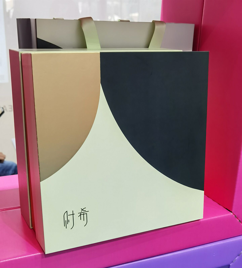 蓝牙耳机娱乐软件盒 蓝牙耳机娱乐软件盒